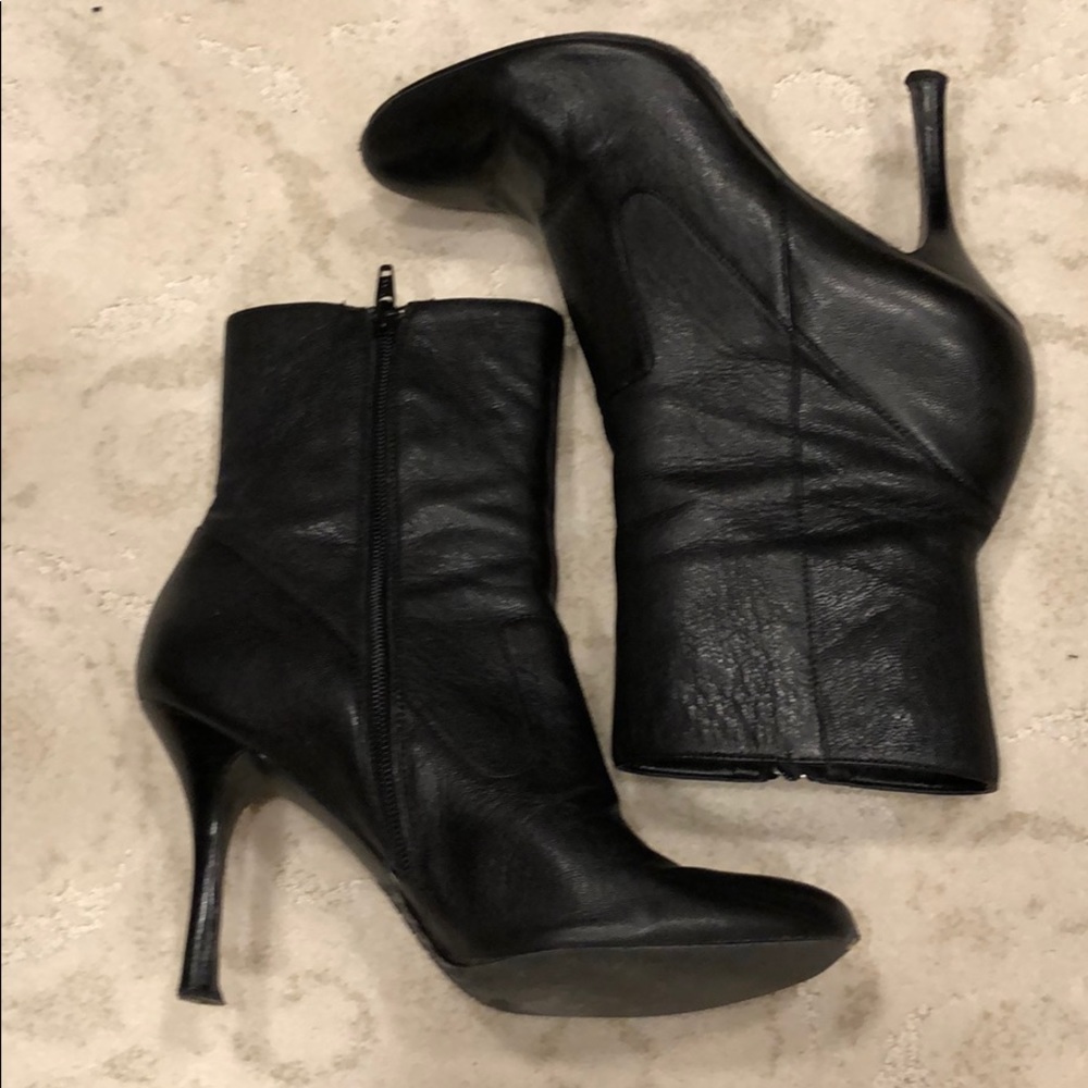 Calvin Klein Leather heeled boots size 8